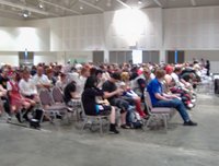 HPIM1192.JPG (120.78 KiB) Viewed 18389 times The (burry) audiance for the cosplay compitition.